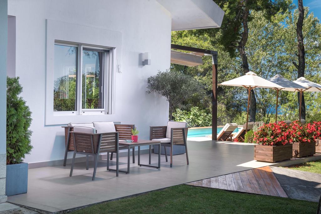 The White Villa At Sani Sani  Exteriör bild