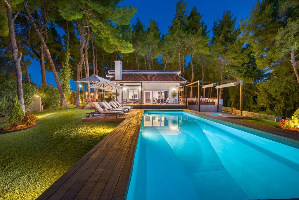 The White Villa At Sani Sani  Exteriör bild
